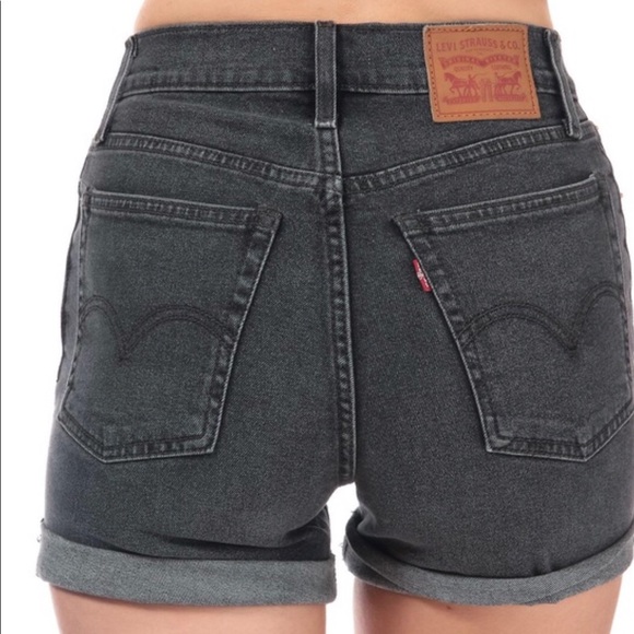 Levi's Mid Length Shorts Update🎀 - Picture 2 of 10